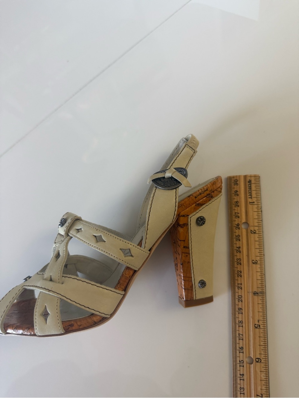 Dior Cream Leather Cork-Trim Slingback Heels - Picture 6 of 7